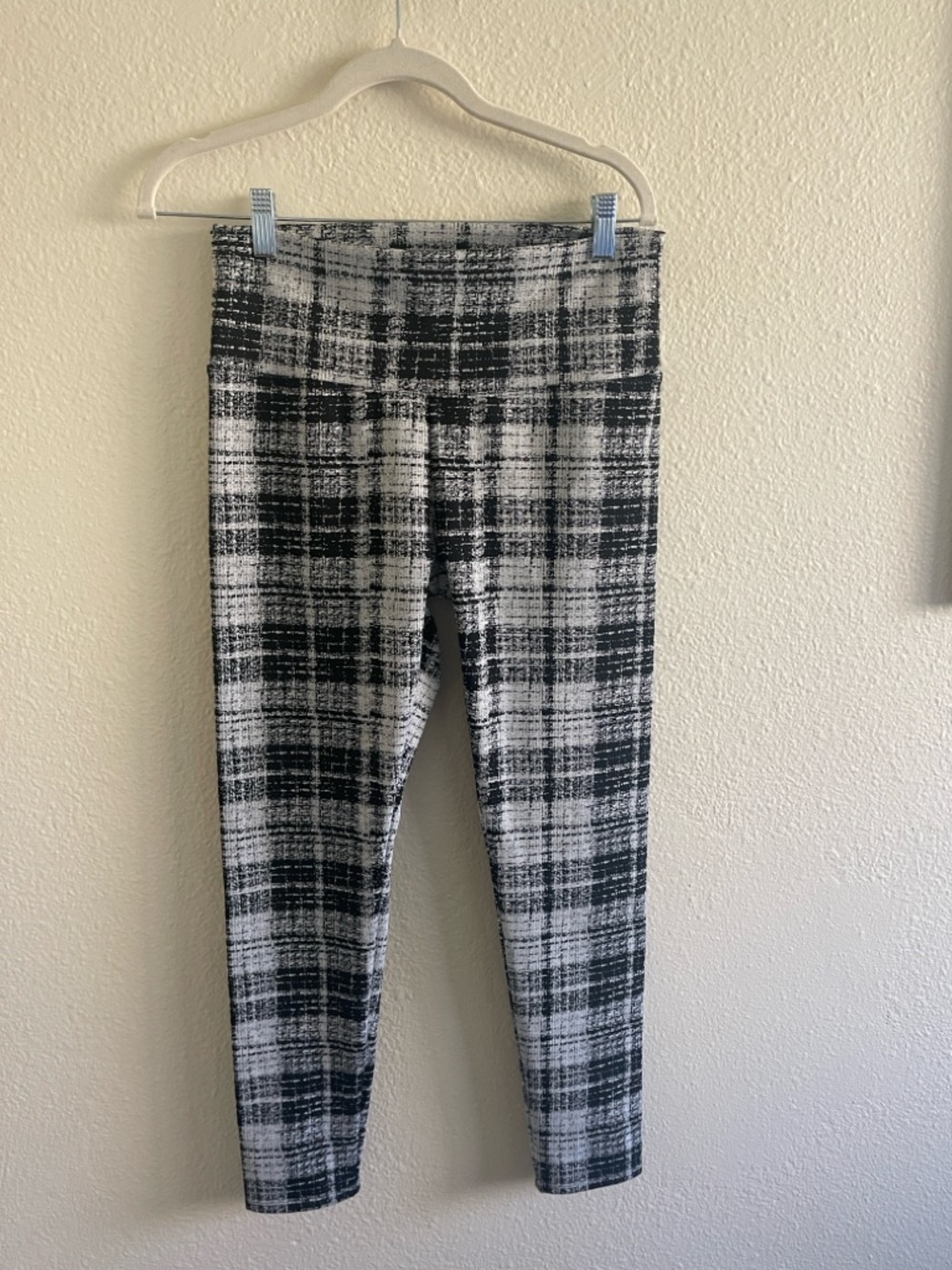 ONA Black & White Plaid Stretch Leggings